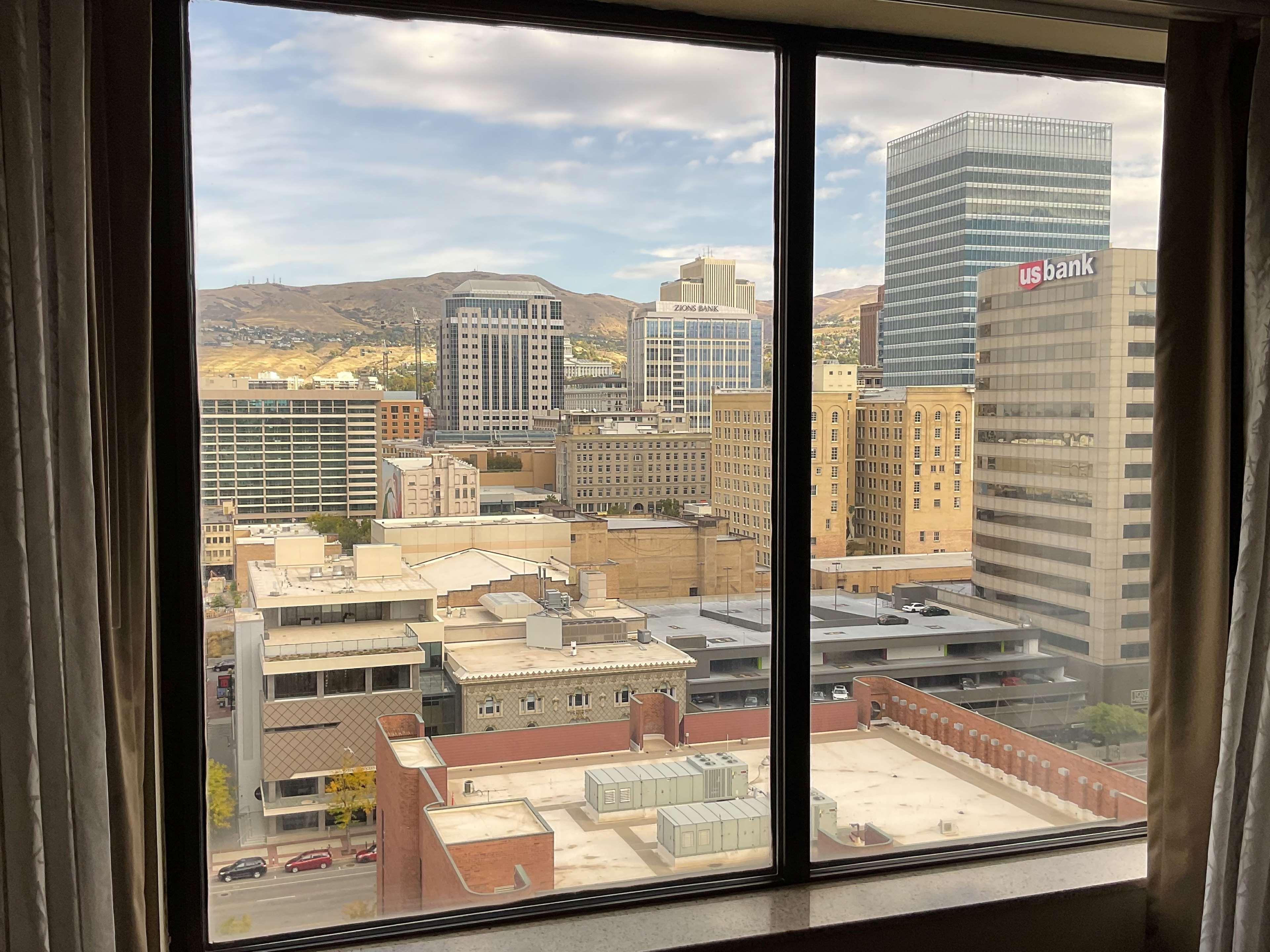 Hilton Salt Lake City Center מראה חיצוני תמונה